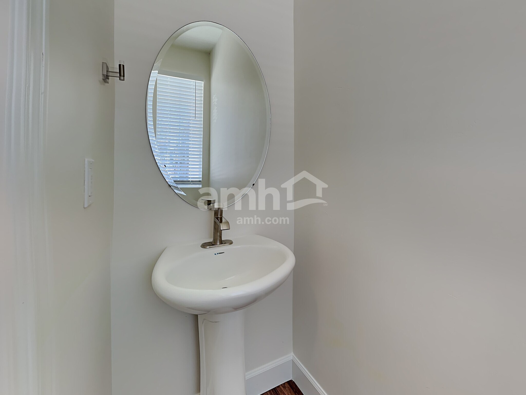 Building Photo - 6721 Mountain Maple Dr