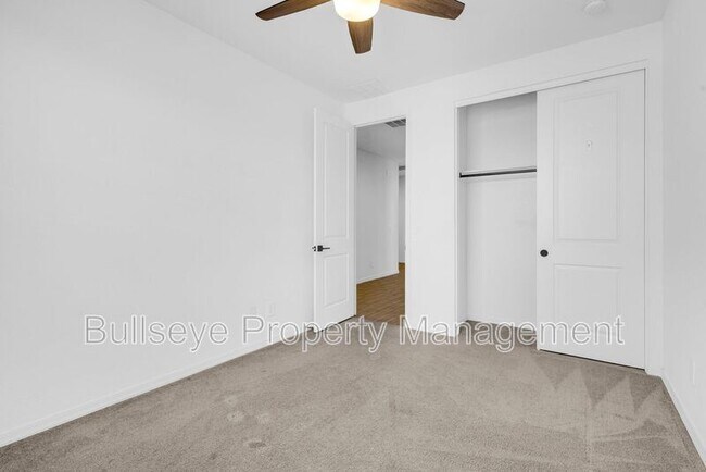 Building Photo - 6145 S Adelle