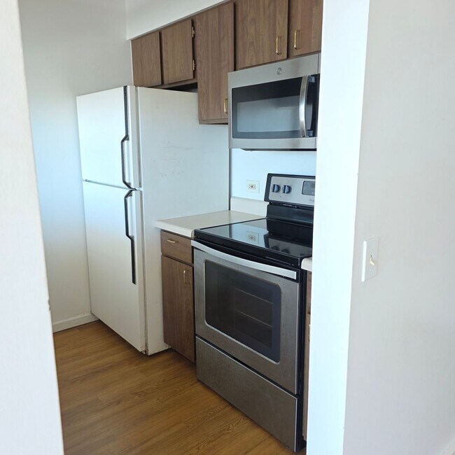 Building Photo - Kaimana Lanais Condo