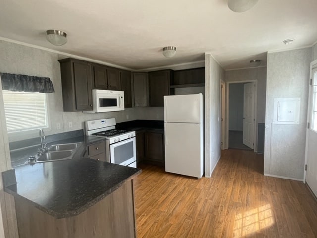 Building Photo - 33 Geneva Rd