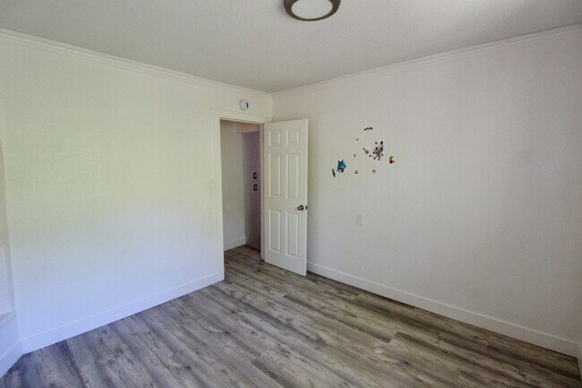 Building Photo - 4530 Clayton St