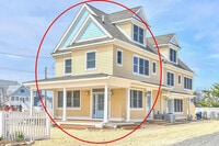 Building Photo - 10 4th Ave