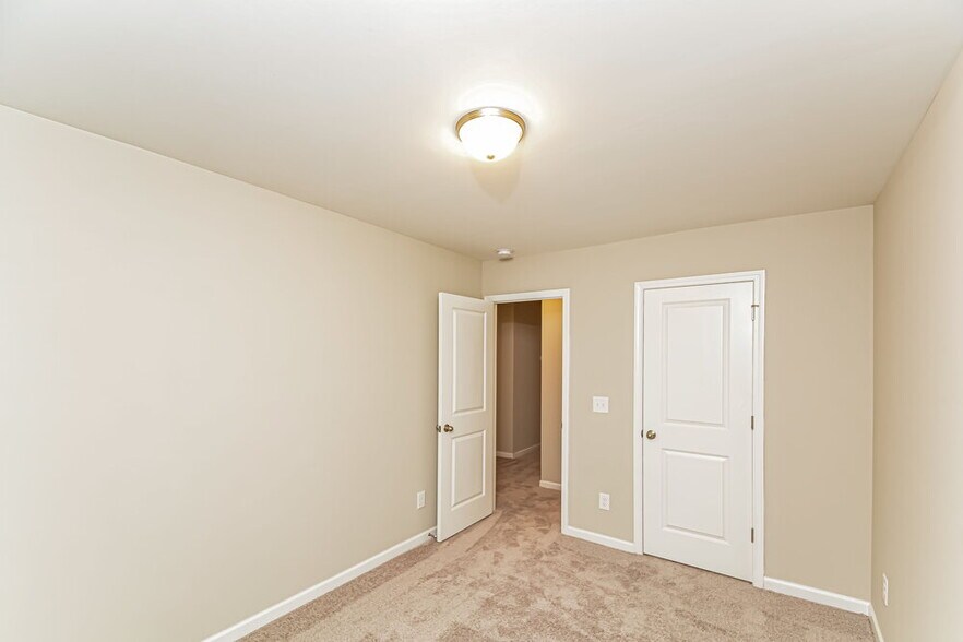 Building Photo - 342 Stone Arbor Wy