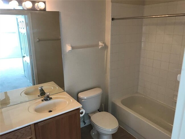 Building Photo - 588 Brantley Terrace Way