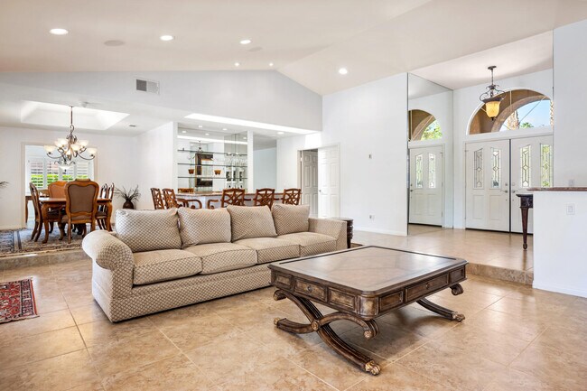 Building Photo - 75951 Kimberly Ln