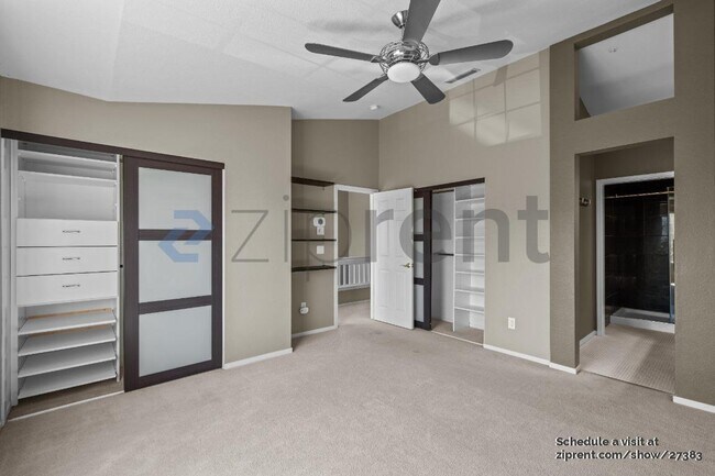 Building Photo - 2018 Swan St