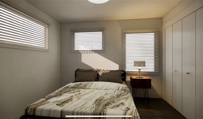 Building Photo - 2 Bedrooms 2 Bathrooms - Corner Unit- Grou...