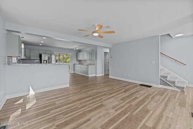 Building Photo - 480 Prichard Ave