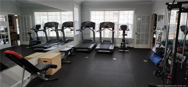 Building Photo - Condo in gated Anderson Creek Club!