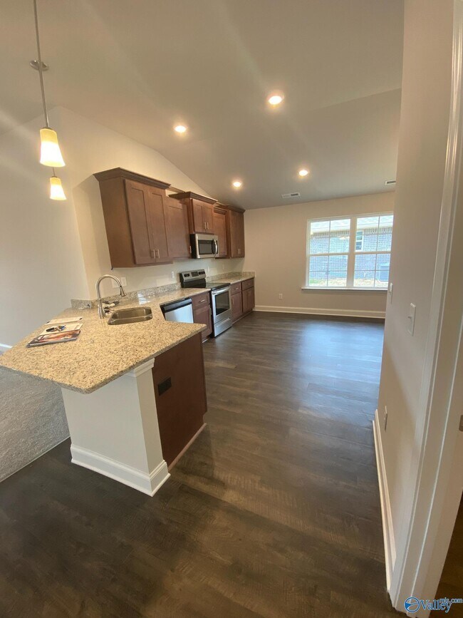 Building Photo - 213 Alonzo Toney Dr
