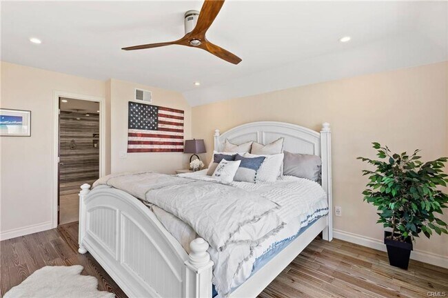 Building Photo - Huntington Harbor Coastal Retreat