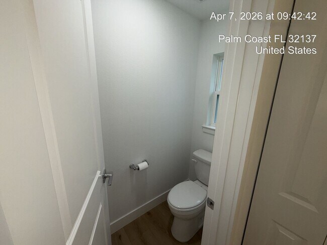 Building Photo - Beautifully Appointed New Home