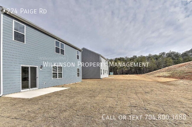 Building Photo - 224 Paige Rd