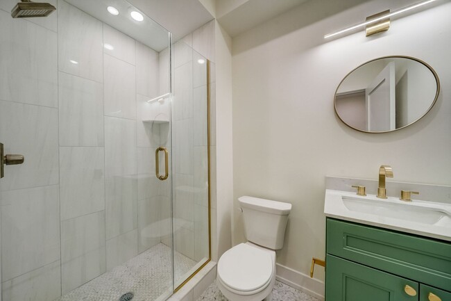 Building Photo - 620 S 8th St