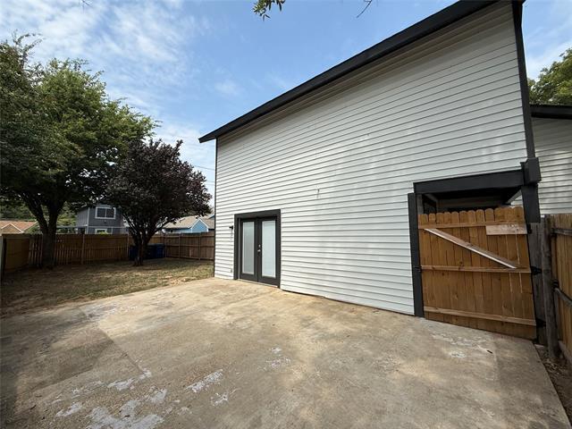 Building Photo - 2203 Chatham Square Ct