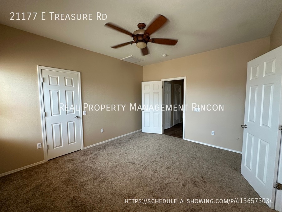 Building Photo - 21177 E Treasure Rd