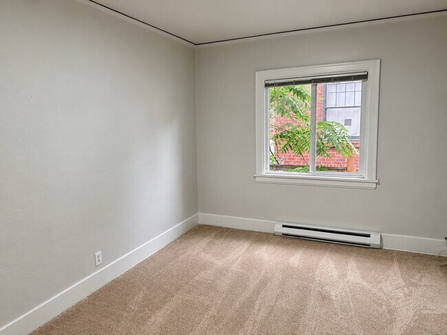 Building Photo - 5214 35th Ave NE