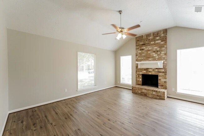 Building Photo - 3244 Cherry Springs Dr