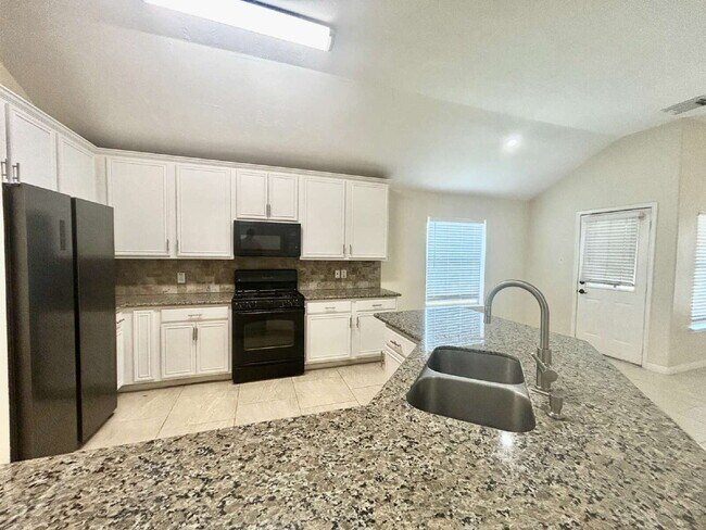 Building Photo - 18235 Bonham Oaks Ct