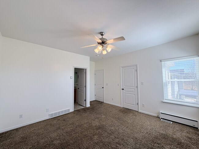 Building Photo - Peppercorn