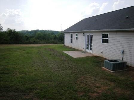 Building Photo - 129 Farm View Ln
