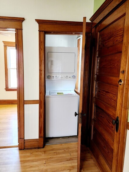 In-unit washer and dryer located in the kitchen - 3747 N Kostner Ave
