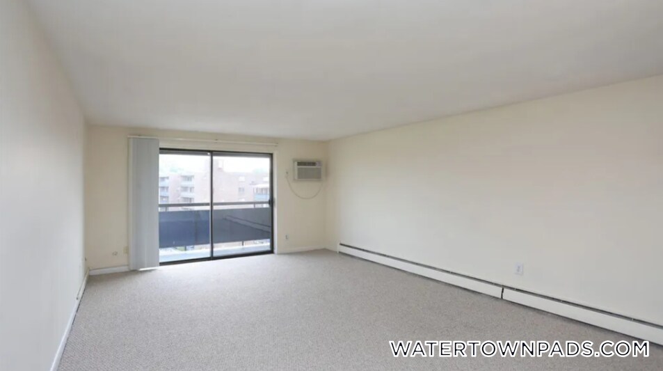 Building Photo - 16 Whites Ave