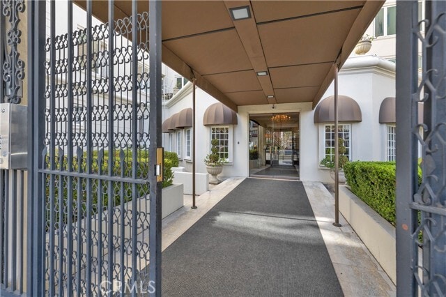 Building Photo - 1424 N Crescent Heights Blvd