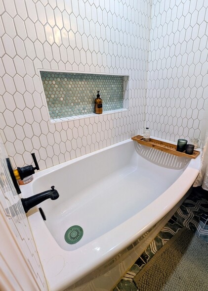 Building Photo - 12709 Gordon Blvd