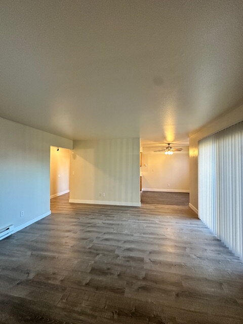Building Photo - First floor, newly updated, 2 bedroom, 1 bathroom apartment near transportation