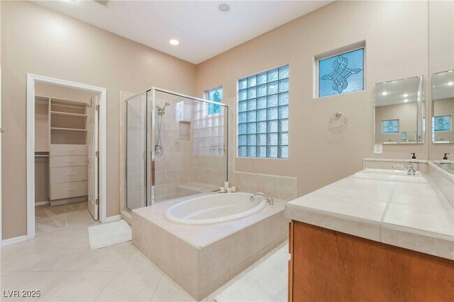 Building Photo - 1 Emerald Dunes Cir