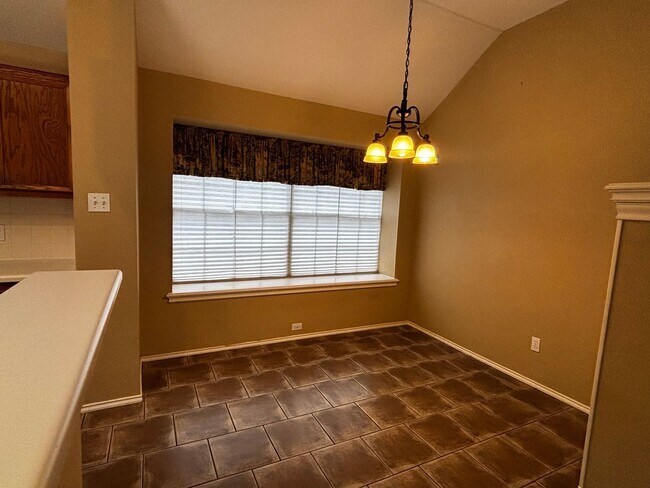 Building Photo - Beautiful 4 bed home in Round Rock