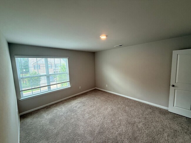 Building Photo - 508 Elmwood Pond Ct