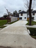 Building Photo - 8224 Bigwood St