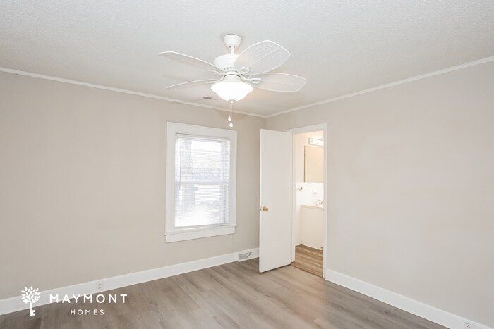 Building Photo - 523 Engleside St