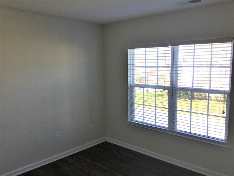 Building Photo - 9681 Widespread Ave NW