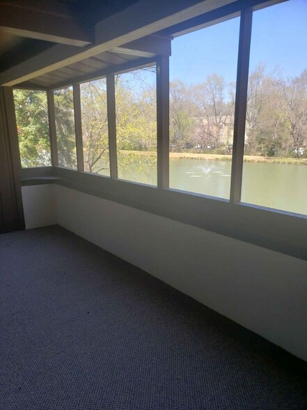 Building Photo - 7345 Winery Ln