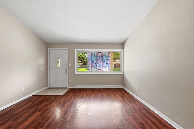 Building Photo - 1210 Santeetlah Ave