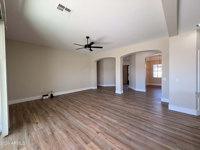 Building Photo - 13031 W Stella Ct