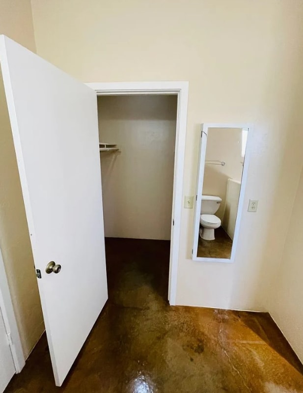 Building Photo - 1188 N Riverview Blvd