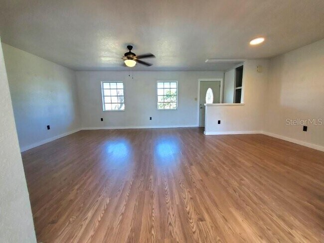 Building Photo - 2451 Aquilos Ct
