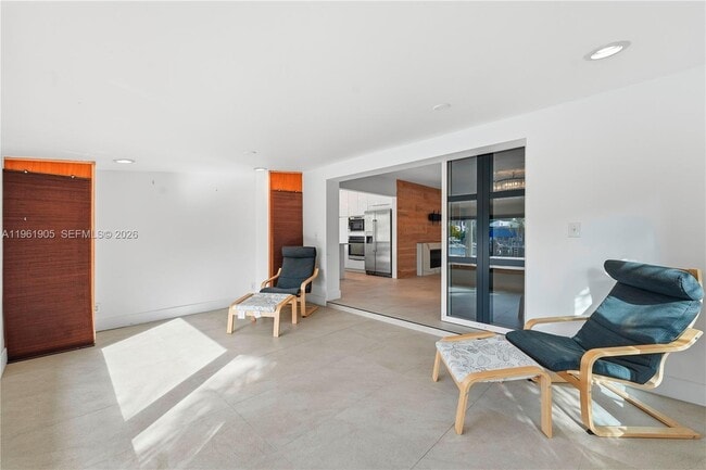 Building Photo - 401 Coconut Isle Dr