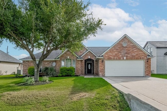 Building Photo - 9631 Highland Pointe Dr