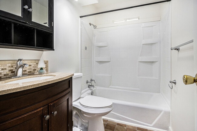 Building Photo - 11720 Portage Rd