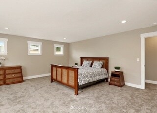 Building Photo - 6218 N Beulah Ave