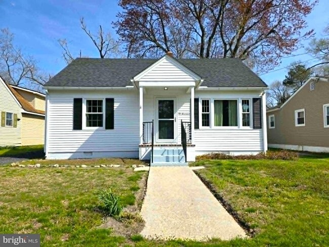 Building Photo - 1017 Tyler Ave