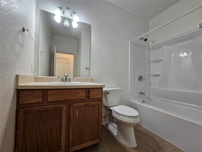 Building Photo - 304 Windridge Village Cove