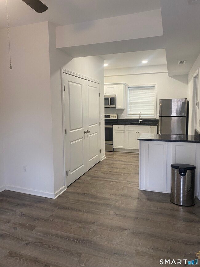 Building Photo - 19 Railroad Ave