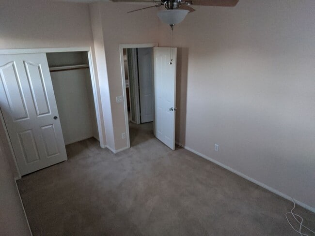Building Photo - 8956 Aurora Bay Ct