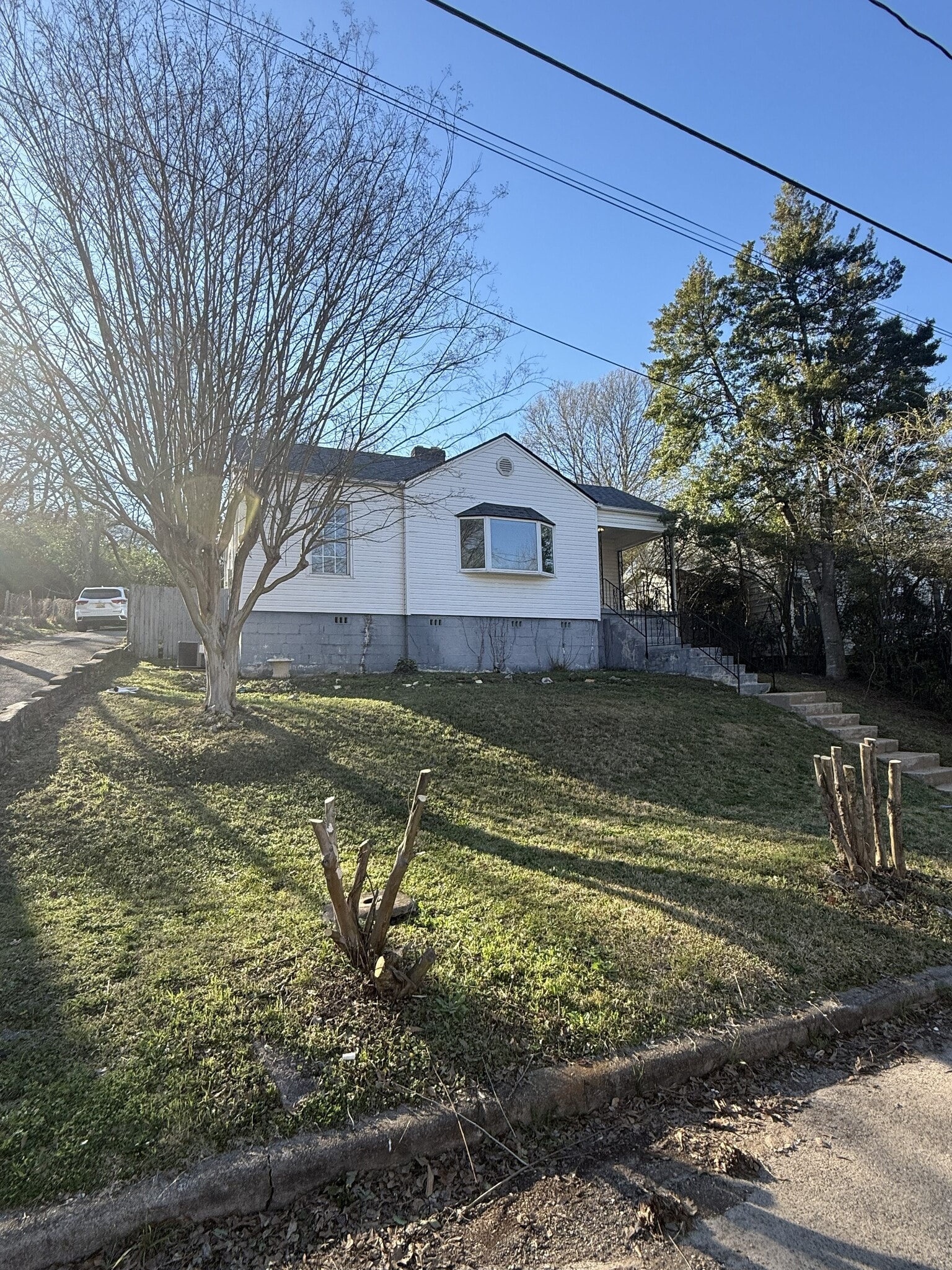 Front of House - 728 47th Way S